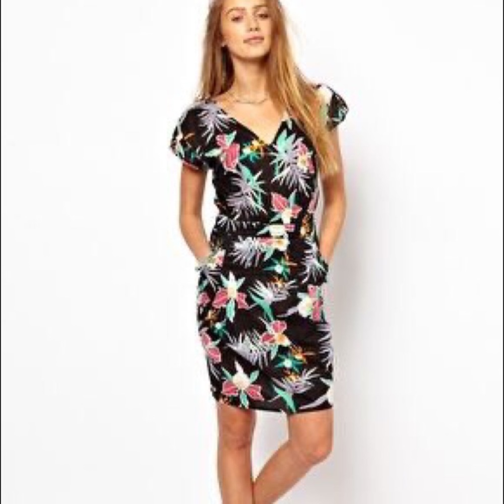 Stussy floral Hawaiian dress